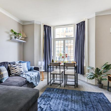 2 Bedroom Apartment - Queens Square Flat 1 Hove Esterno foto