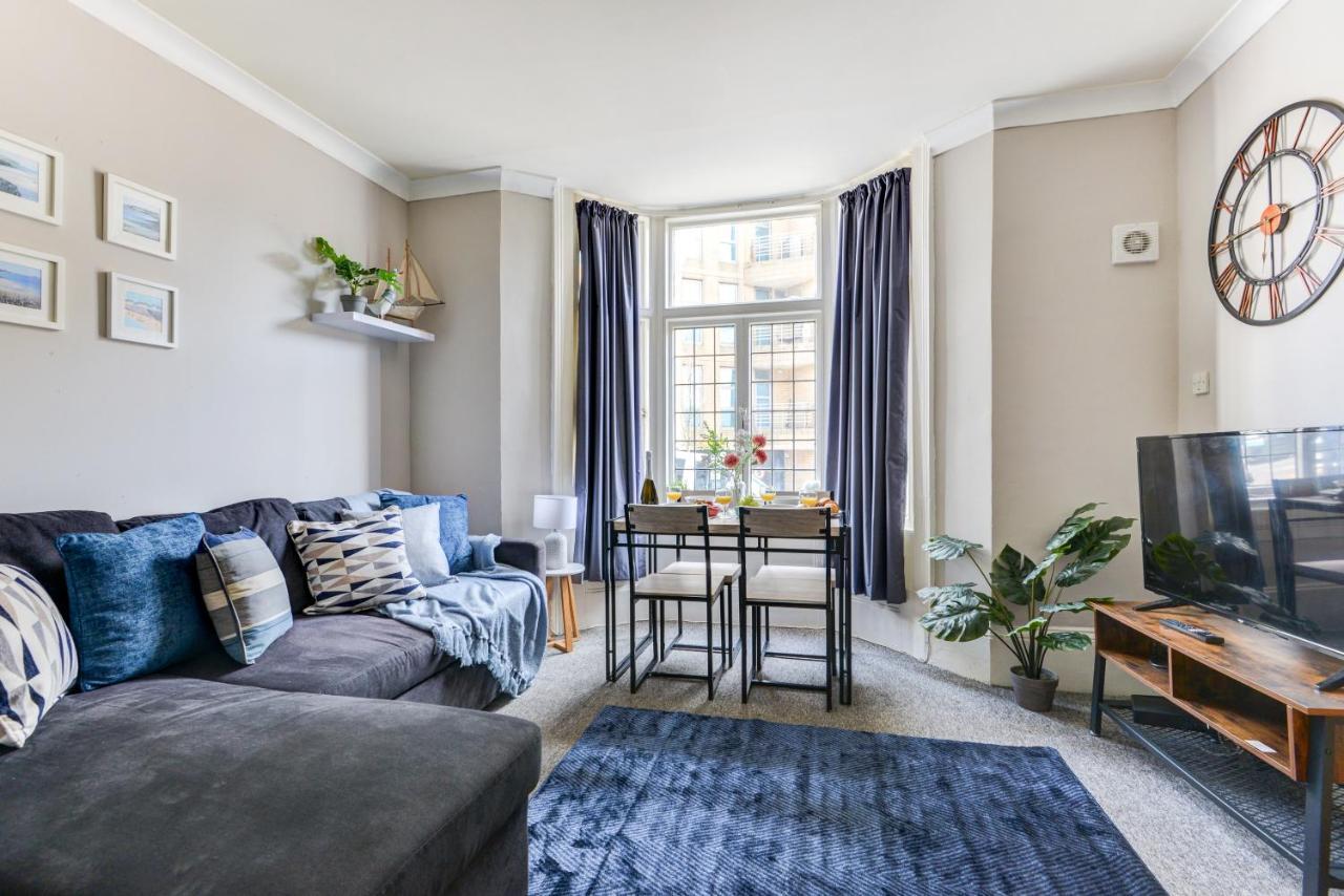 2 Bedroom Apartment - Queens Square Flat 1 Hove Esterno foto